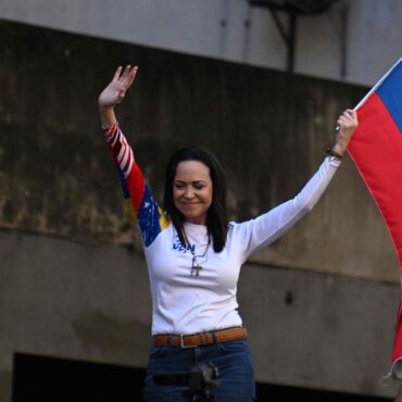 María Corina Machado, liberada tras ser detenida por agentes chavistas en Caracas
