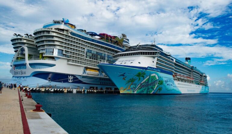 COZUMEL RECIBIRÁ MÁS DE 120 MIL TURISTAS DE CRUCEROS ESTA SEMANA