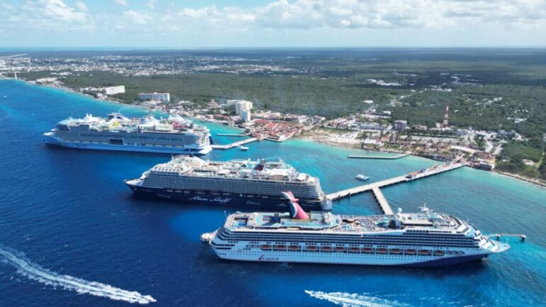 El Caribe Mexicano Recibe 31 Cruceros con Más de 99 Mil Turistas